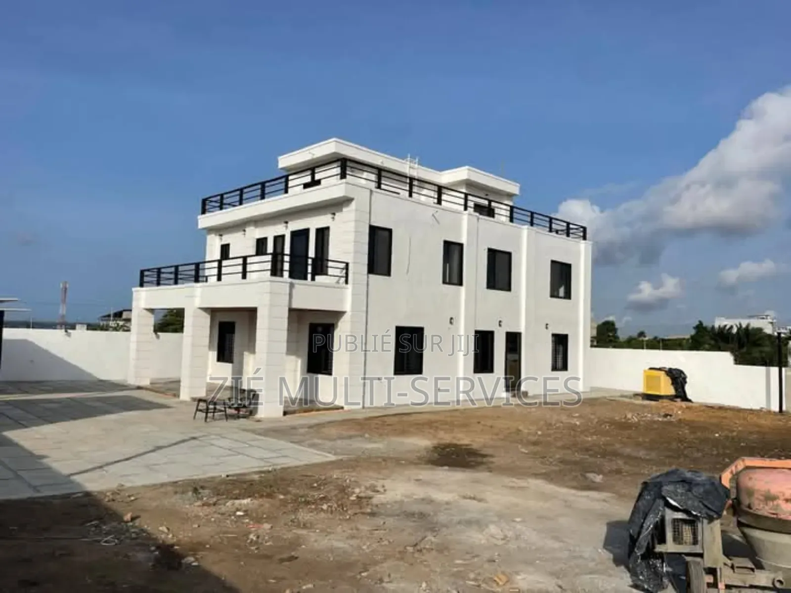 10chbre Duplex dans Zié Multi-Service, Bingerville à Vendre