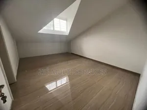 10chbre Duplex dans Zié Multi-Service, Bingerville à Vendre