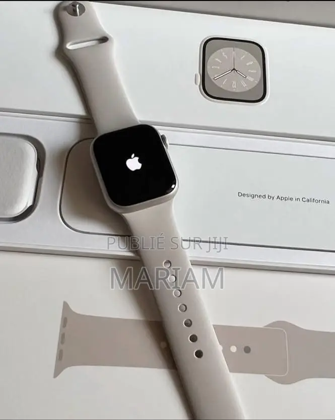 Apple Watch Série 10 42mm Quasi Neuf Avec Le Carton