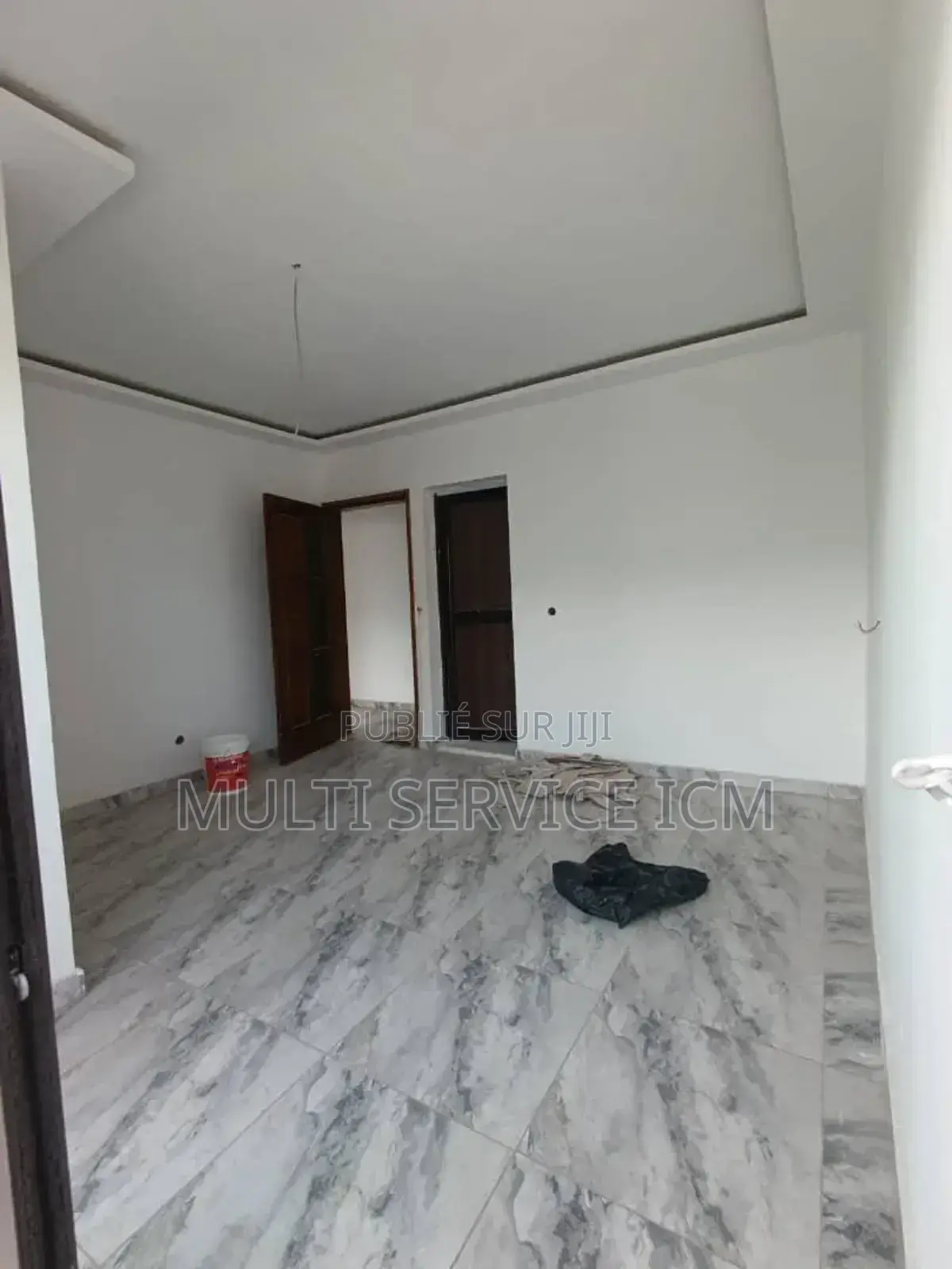 7chbre Duplex dans Coulibaly Ismael, Cocody à Vendre