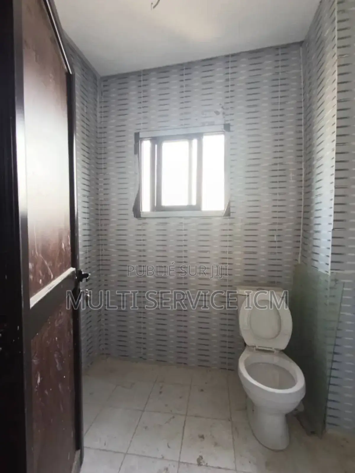 7chbre Duplex dans Coulibaly Ismael, Cocody à Vendre