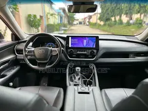 Toyota Grand Highlander XLE 2025 Noir