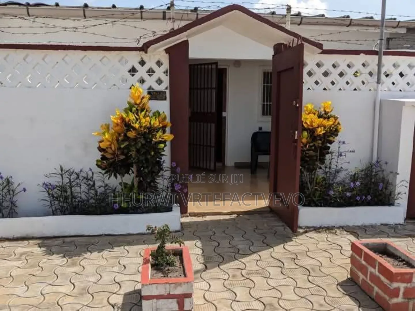 3chbre Villa dans Yozalem, Cocody à Vendre