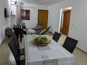 3chbre Villa dans Yozalem, Cocody à Vendre