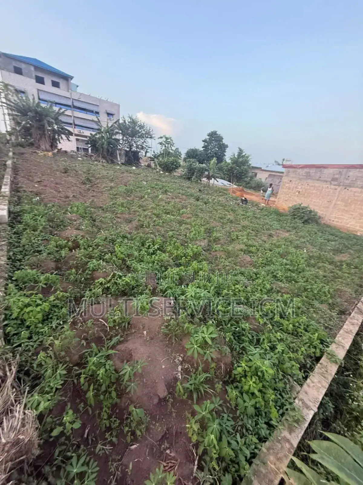 En Vente 
Terrain Bingerville Akanje