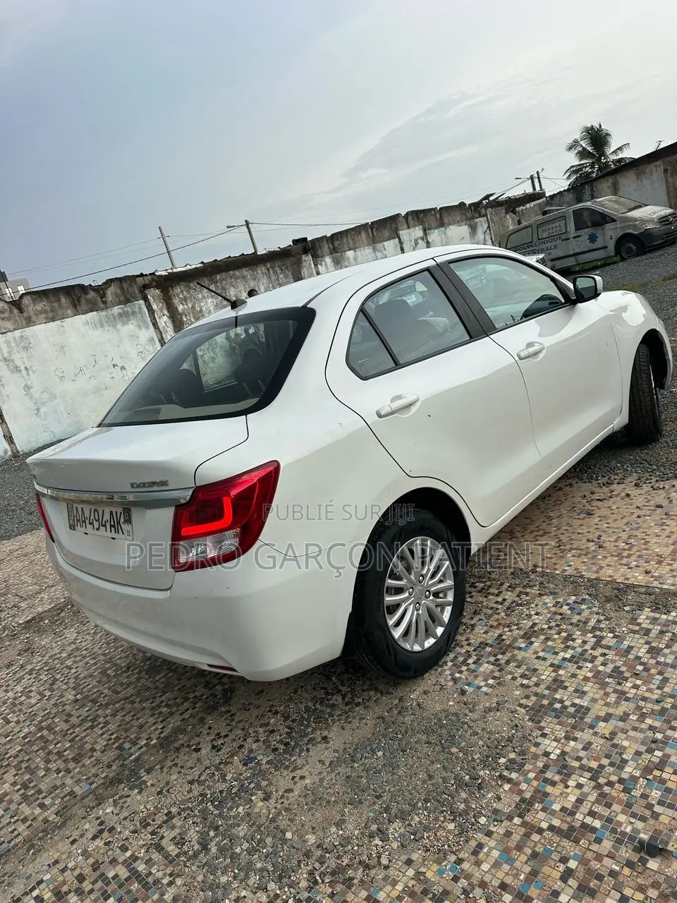 Suzuki Dzire 2024 Blanc