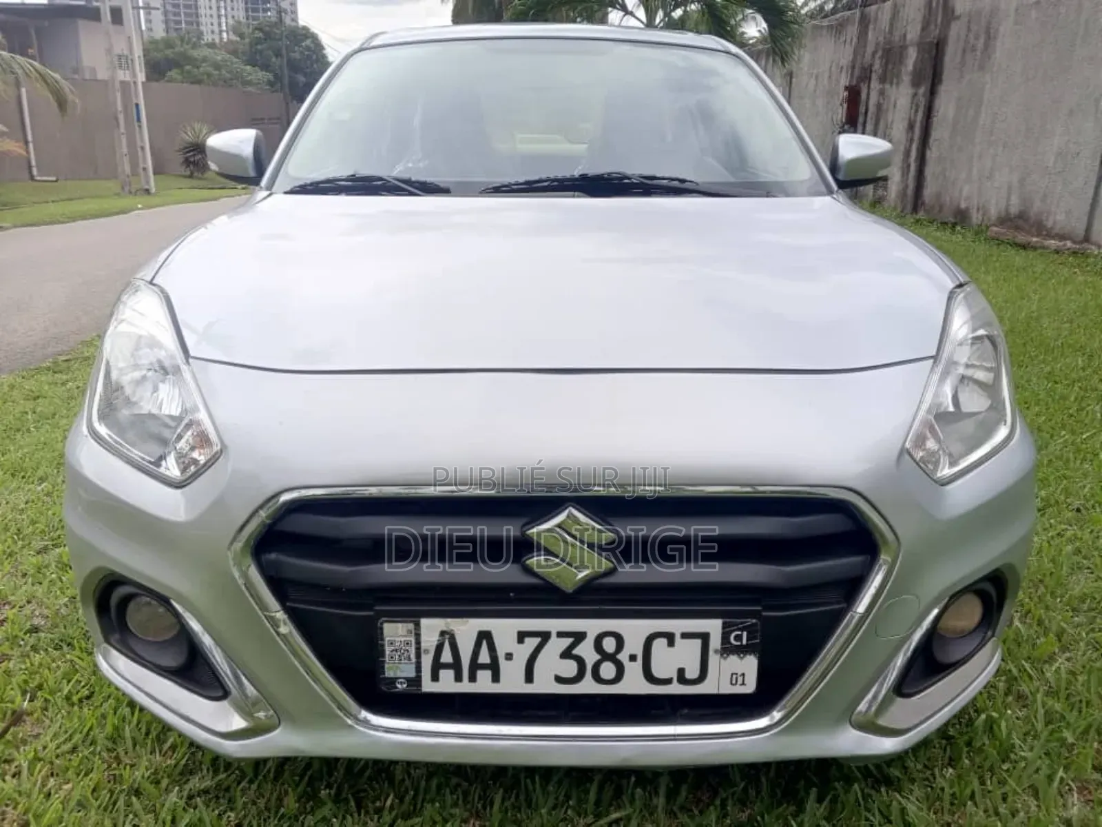 New Suzuki Dzire 2024 Gris