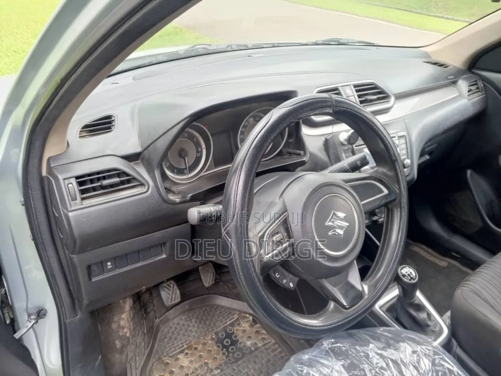 New Suzuki Dzire 2024 Gris