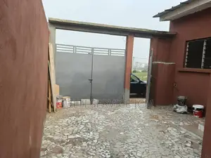 3chbre Duplex dans Ismael Coulibaly, Cocody à Vendre