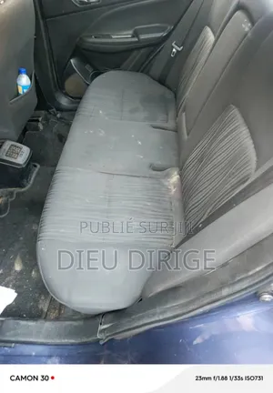 Suzuki Dzire 2022 Bleu