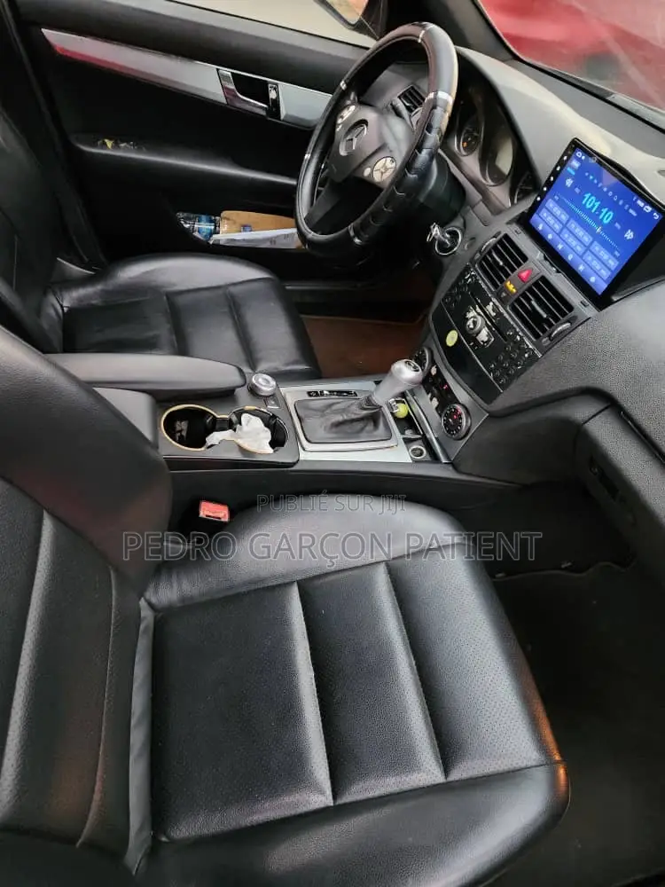 Mercedes-Benz C300 2010 Noir