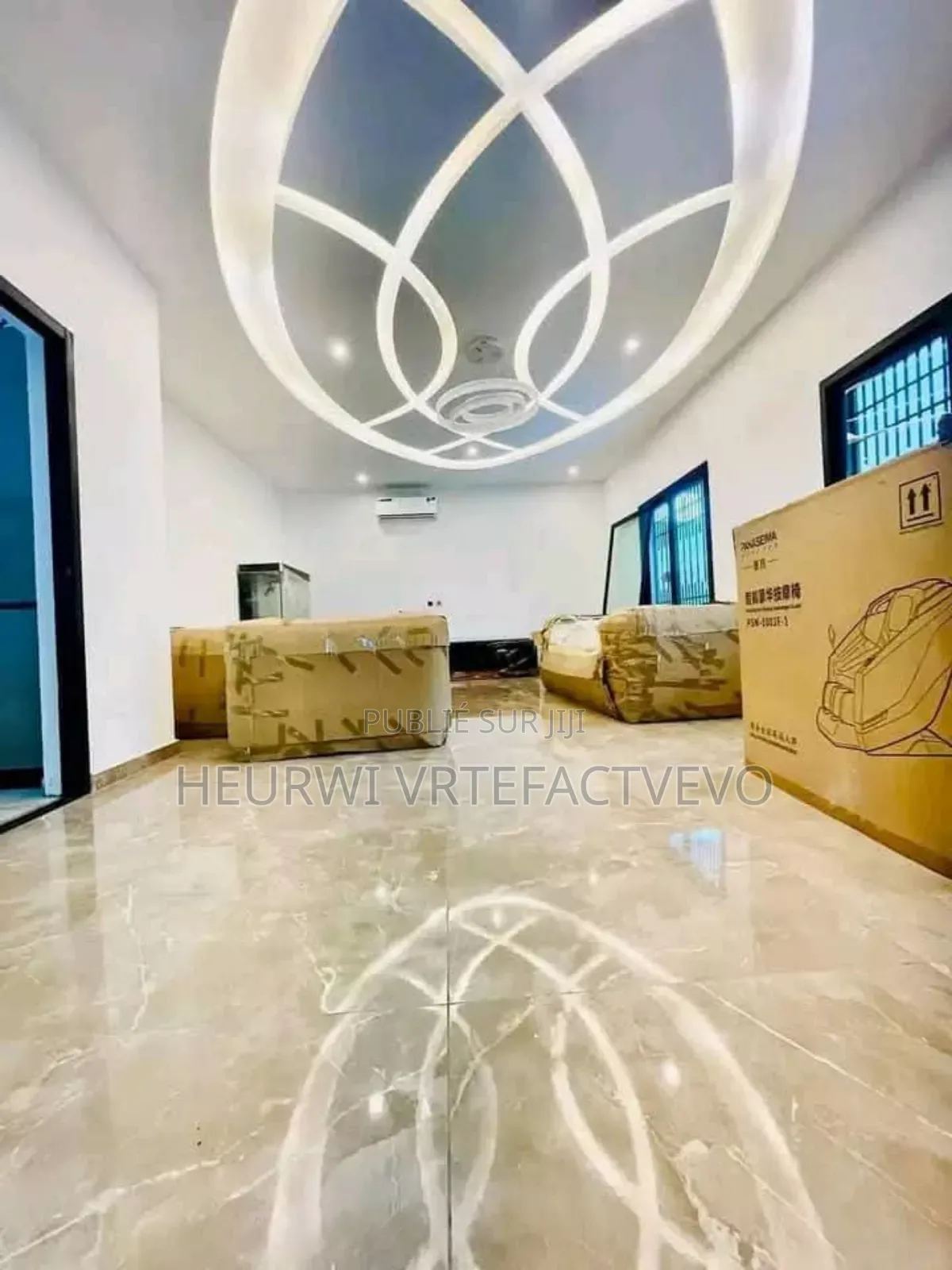 Furnished 8chbre Duplex dans Yozalem, Cocody à Vendre