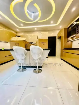 Furnished 8chbre Duplex dans Yozalem, Cocody à Vendre
