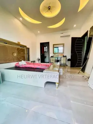 Furnished 8chbre Duplex dans Yozalem, Cocody à Vendre
