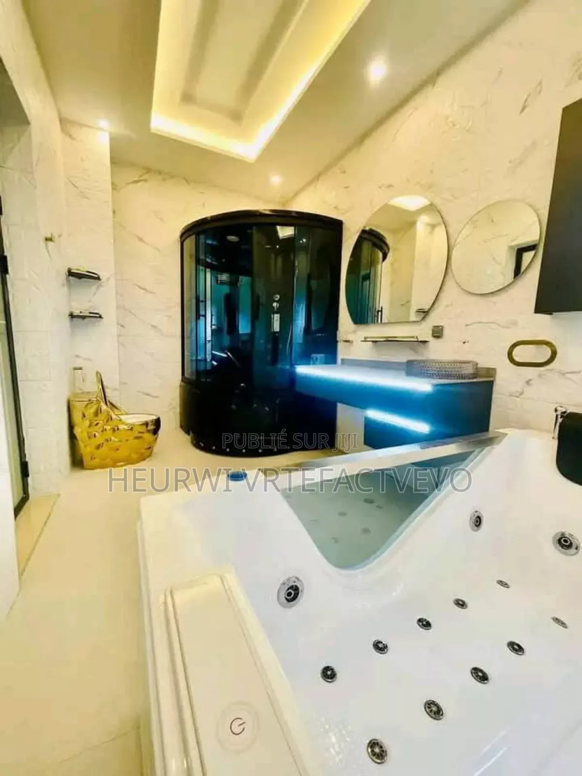 Furnished 8chbre Duplex dans Yozalem, Cocody à Vendre