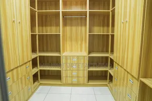 9chbre Duplex dans Yozalem Business, Cocody à Vendre