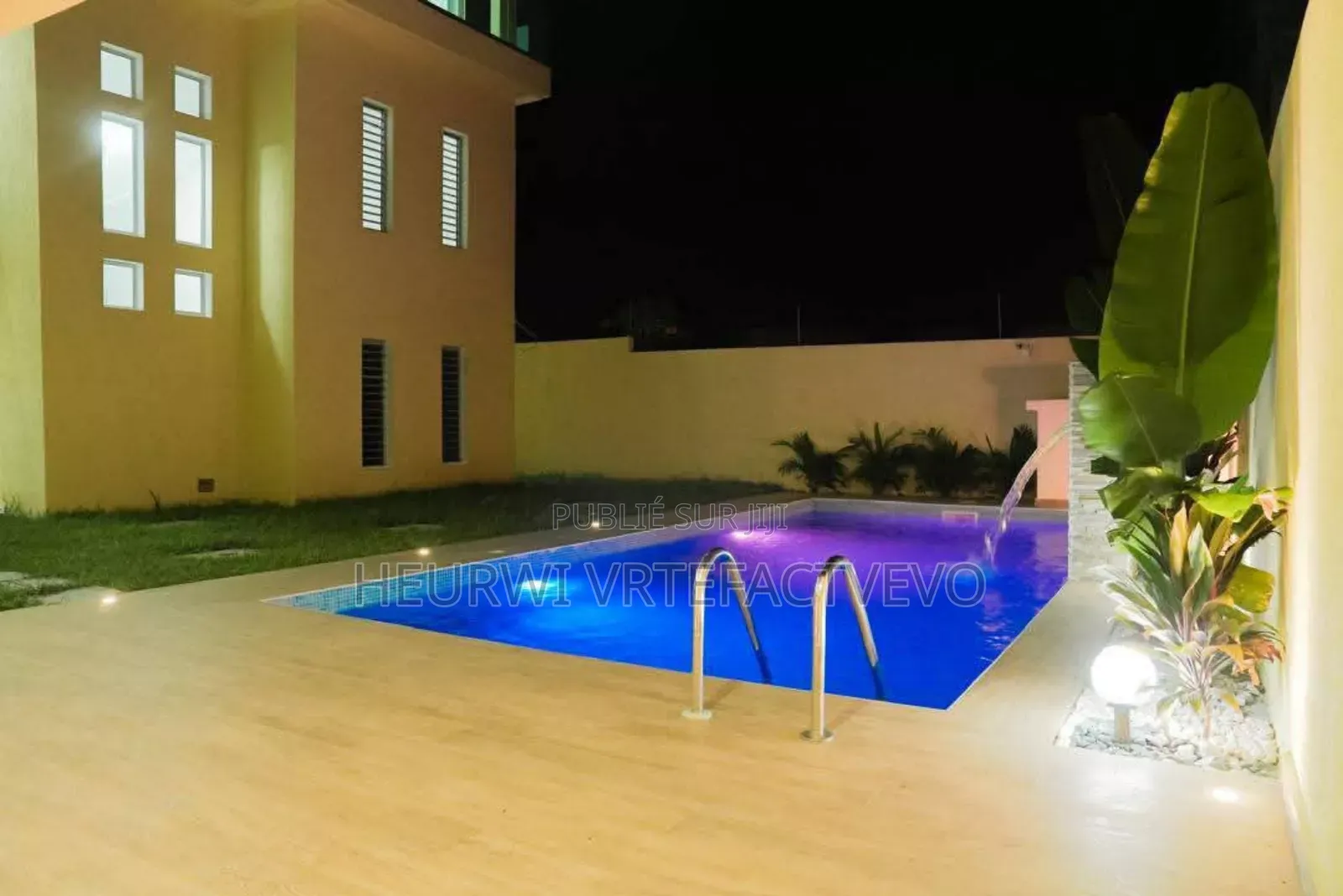 9chbre Duplex dans Yozalem Business, Cocody à Vendre