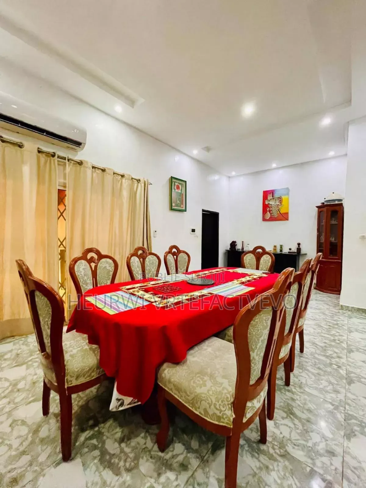 5chbre Villa dans Yozalem Business, Cocody à Vendre