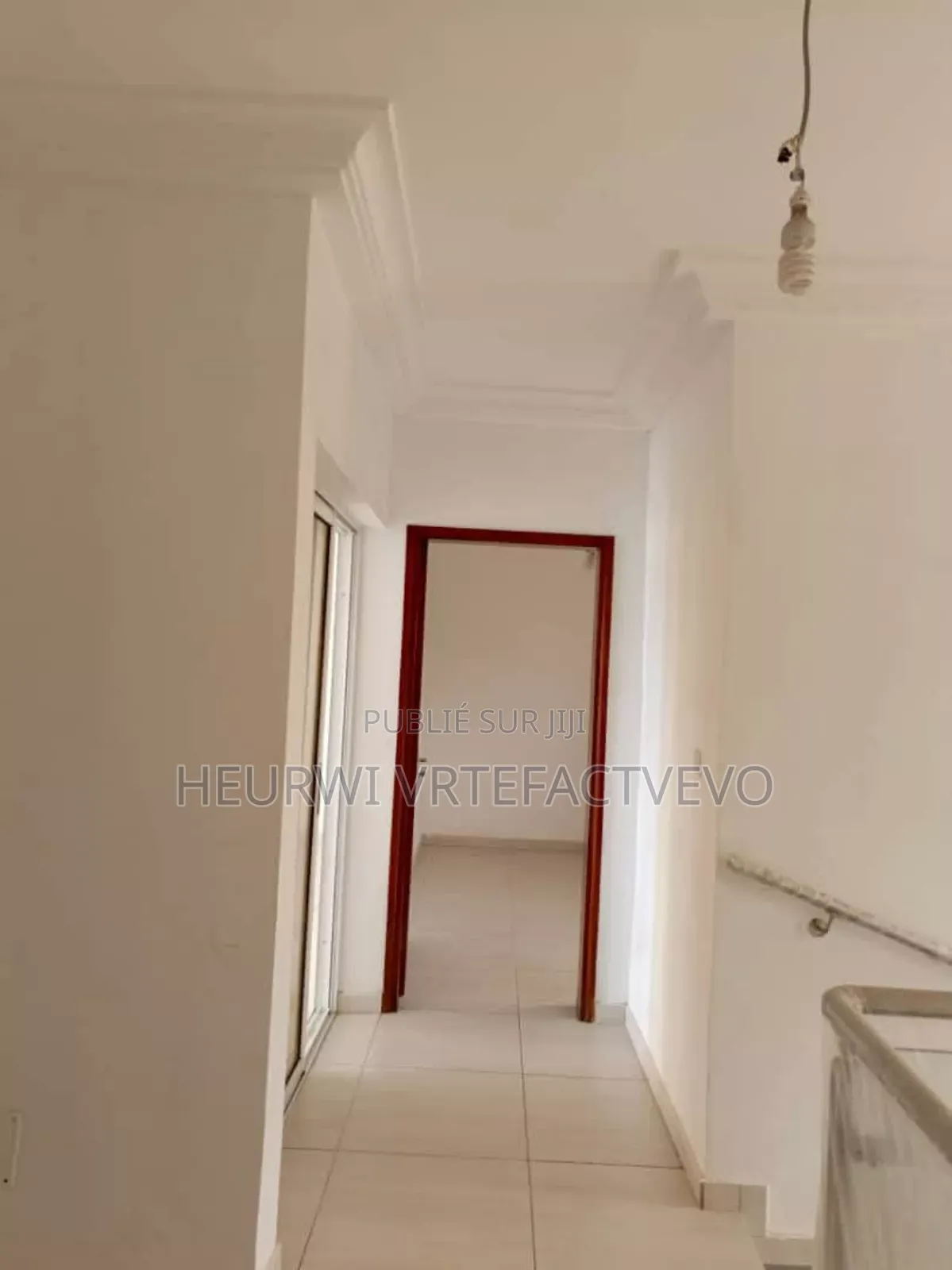 5chbre Duplex dans Yozalem Business, Cocody à Vendre