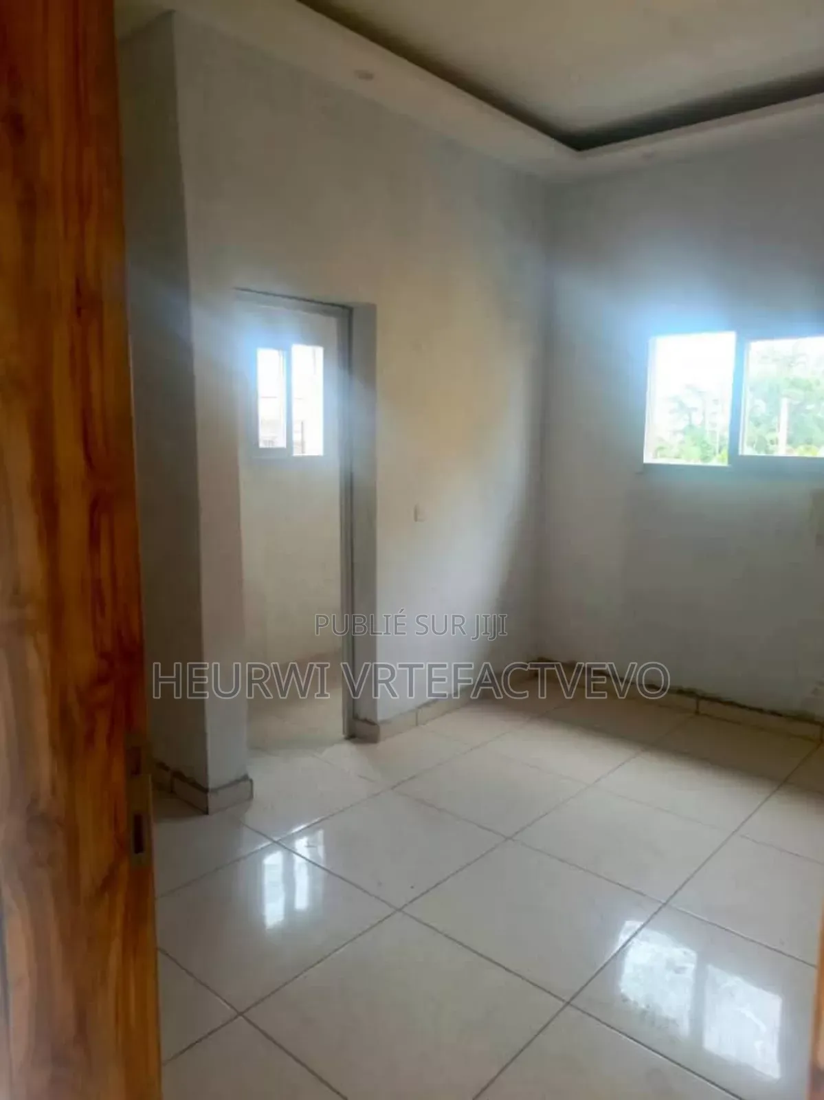 6chbre Duplex dans Cocody à Vendre