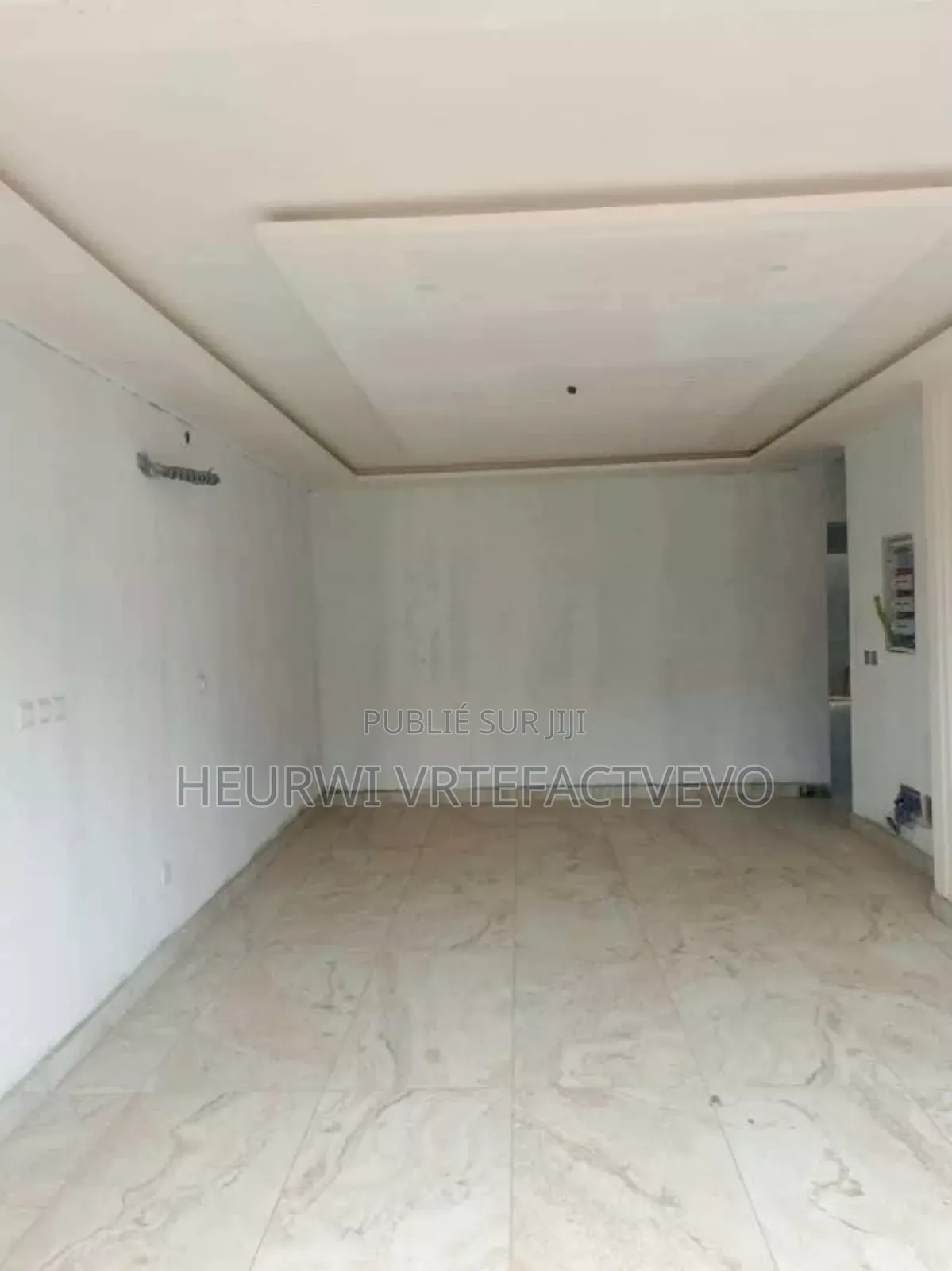 6chbre Duplex dans Cocody à Vendre