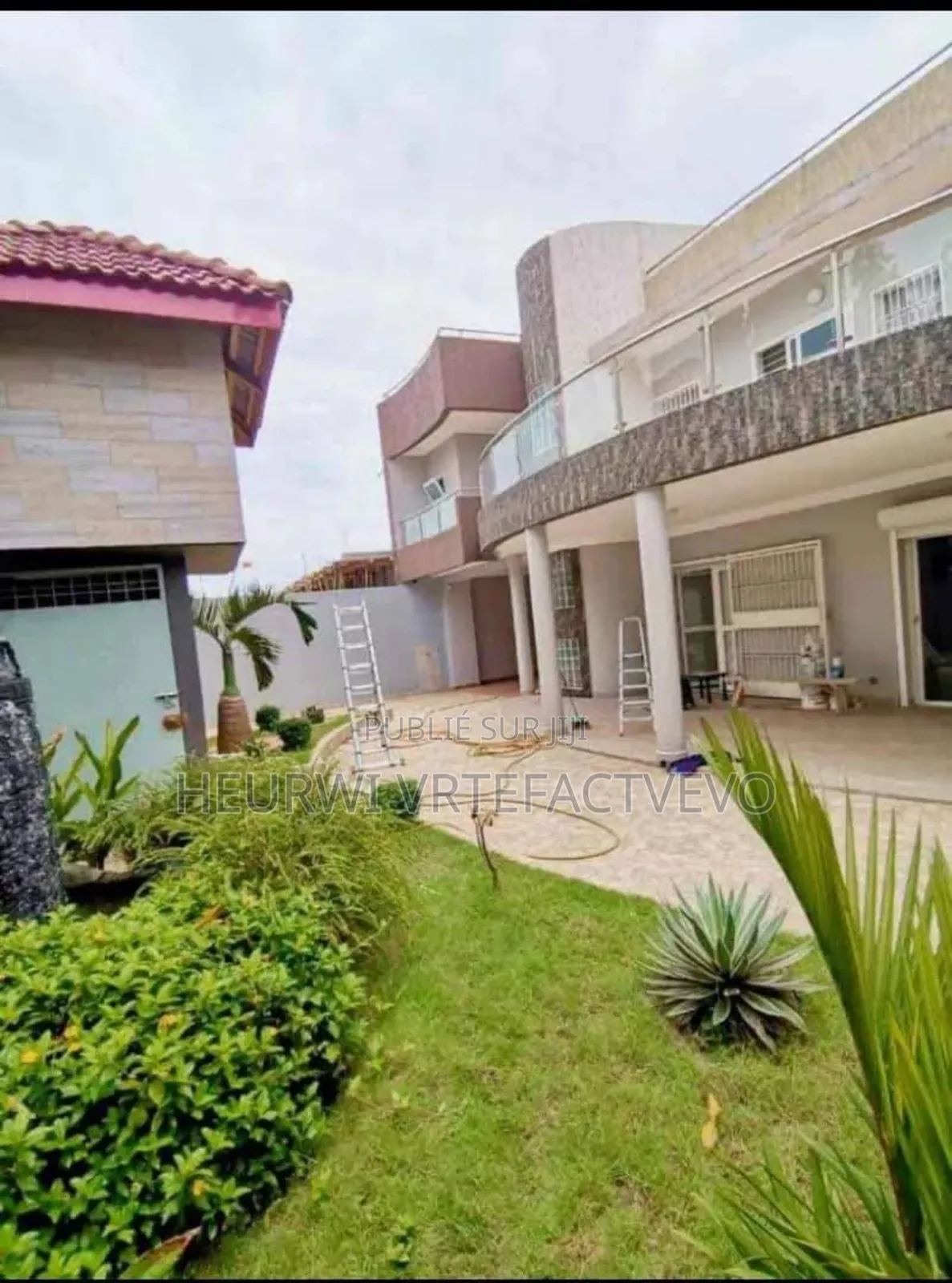 7chbre Duplex dans Yozalem, Cocody à Vendre