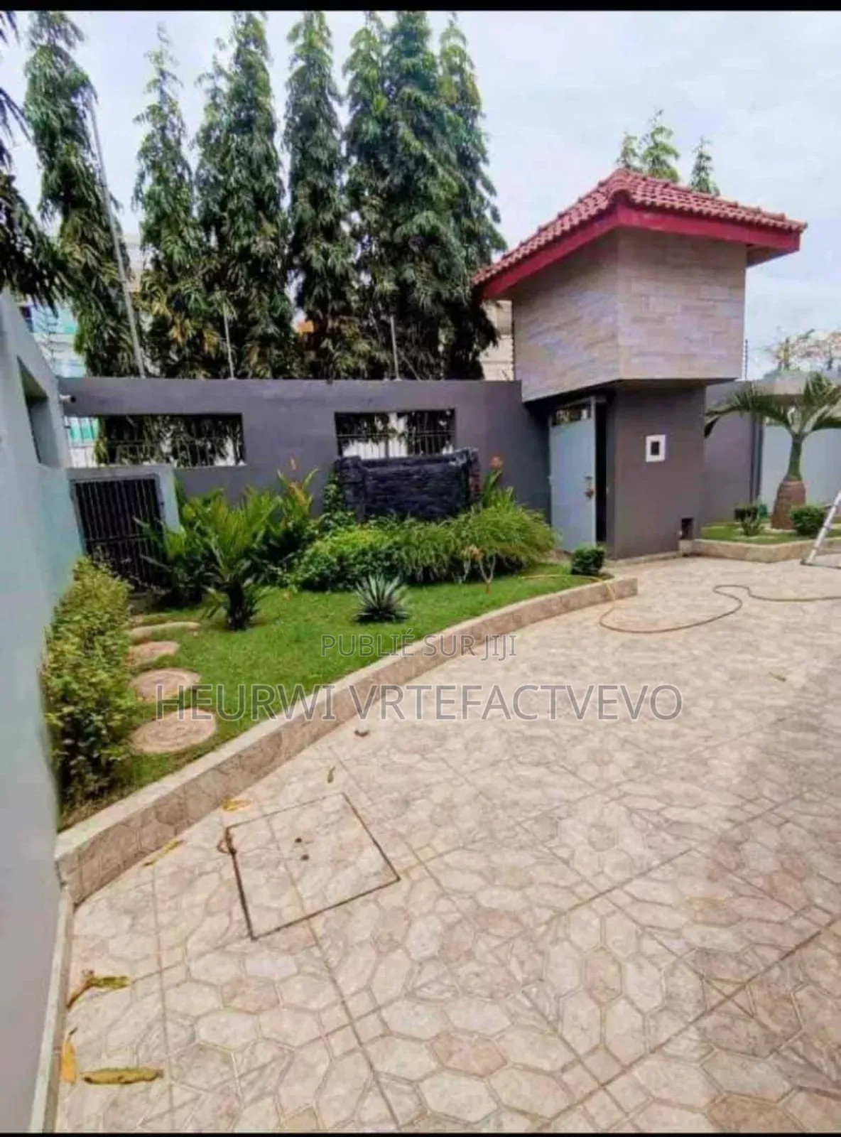 7chbre Duplex dans Yozalem, Cocody à Vendre