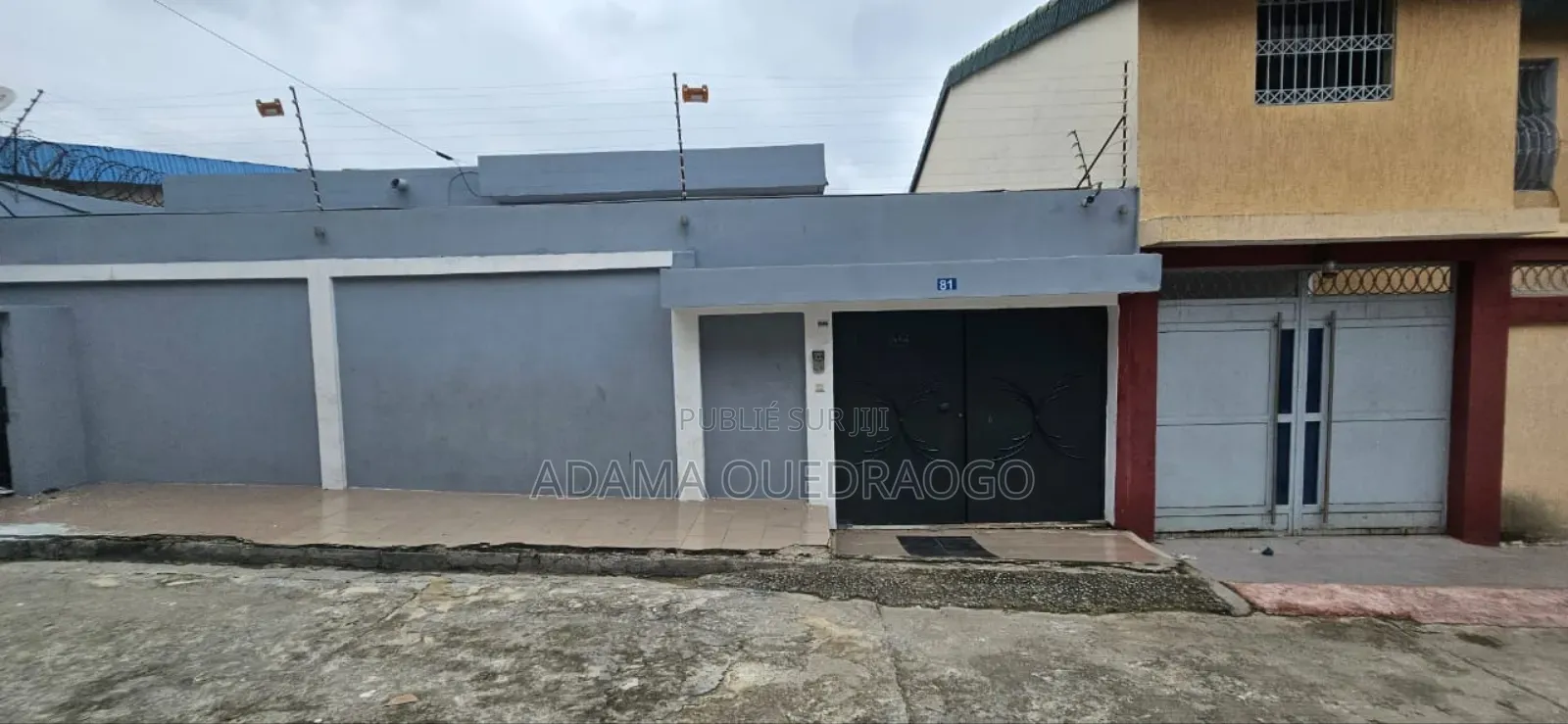 3chbre Villa dans Cocody à Vendre
