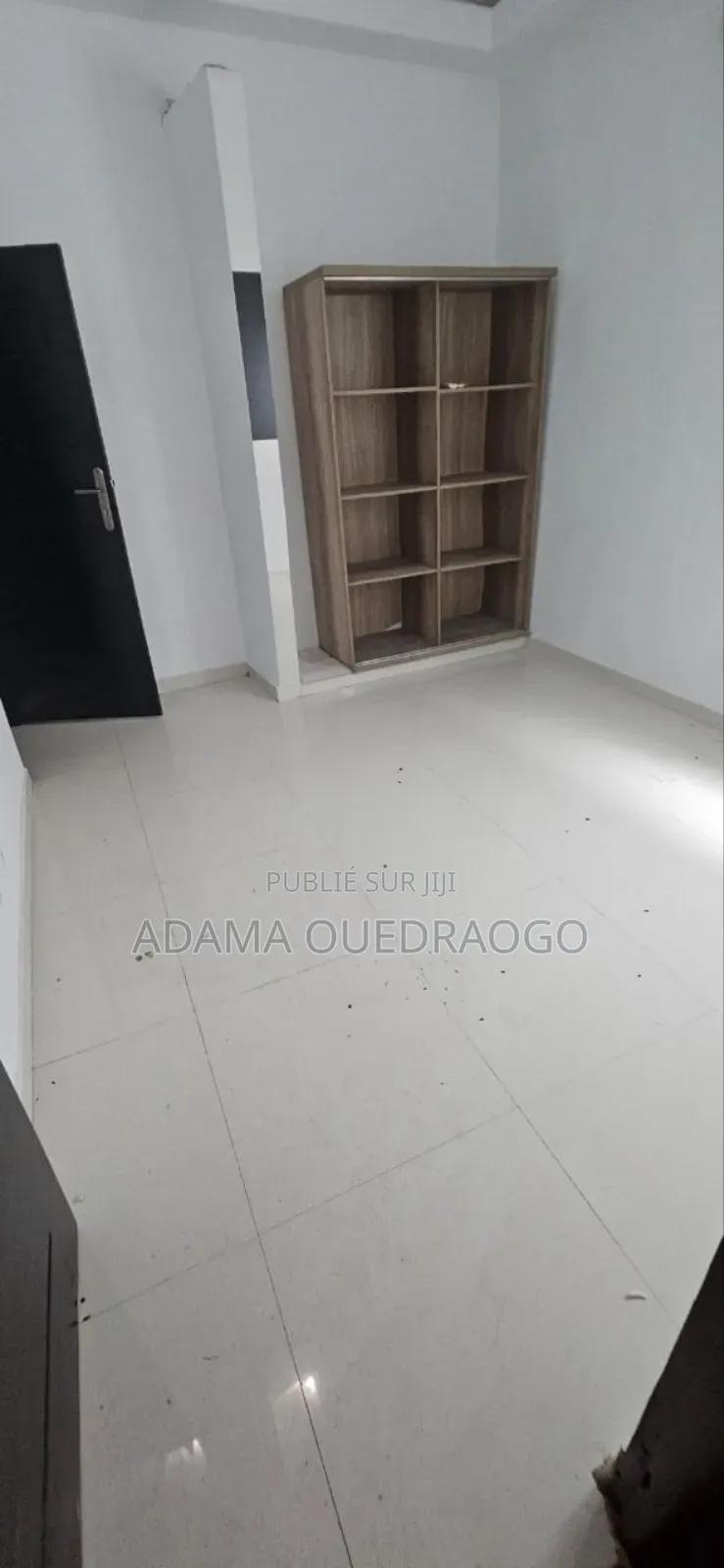 3chbre Villa dans Cocody à Vendre