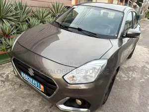 Photo - Suzuki Dzire 2022 Gris