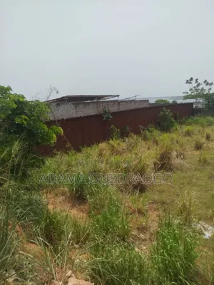 Abatta Un Superbe Terrain De 1000m2 en Vente Avec Acd