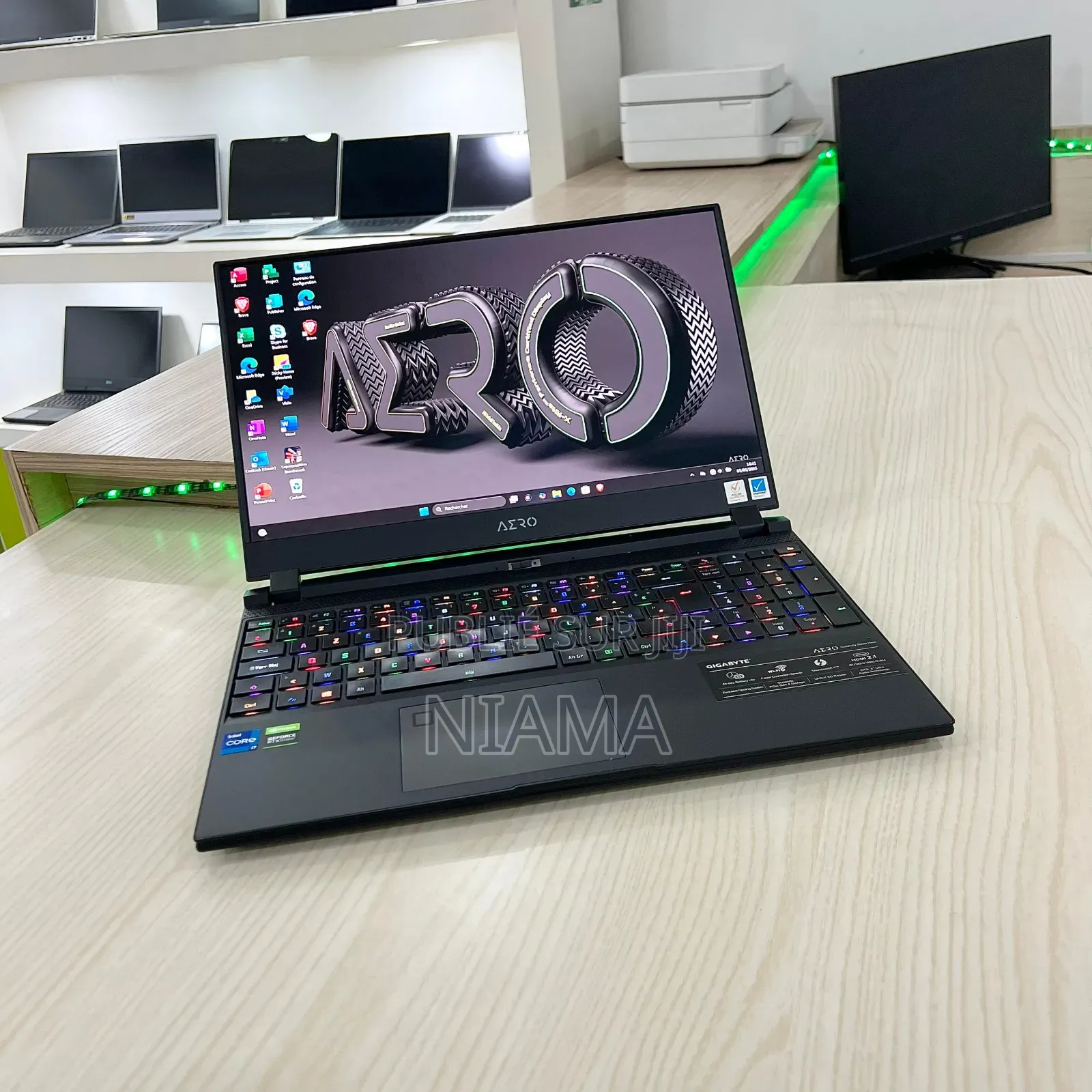 New Ordinateur Portable Gigabyte AERO 15 32GB Intel Core I7 SSD 1T