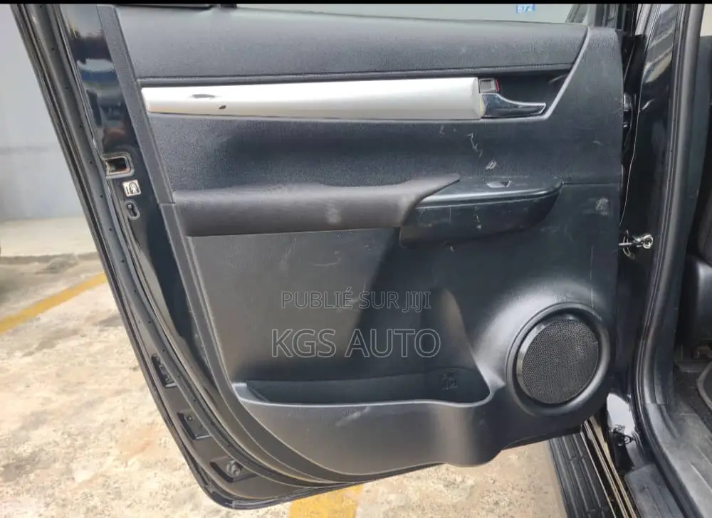 Toyota Hilux 2020 Noir