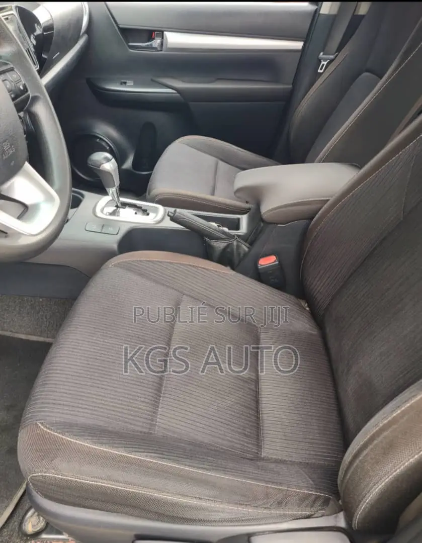 Toyota Hilux 2020 Noir