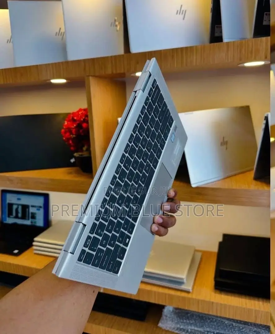 Neuf HP EliteBook X360 1030 G3 16GB Intel Core I5 SSD 512GB