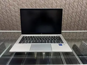 Neuf HP EliteBook 830 G7 16GB Intel Core I5 SSD 512GB