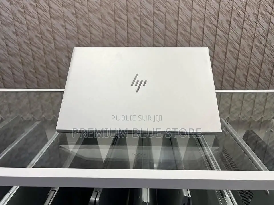 Neuf HP EliteBook 830 G7 16GB Intel Core I5 SSD 512GB