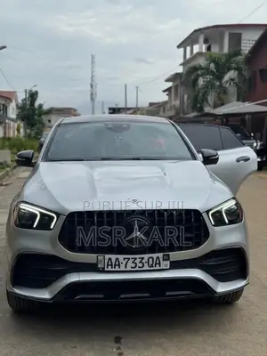 Photo - New Mercedes-Benz GLE-Class AMG GLE 53 4MATIC 2022 Gris