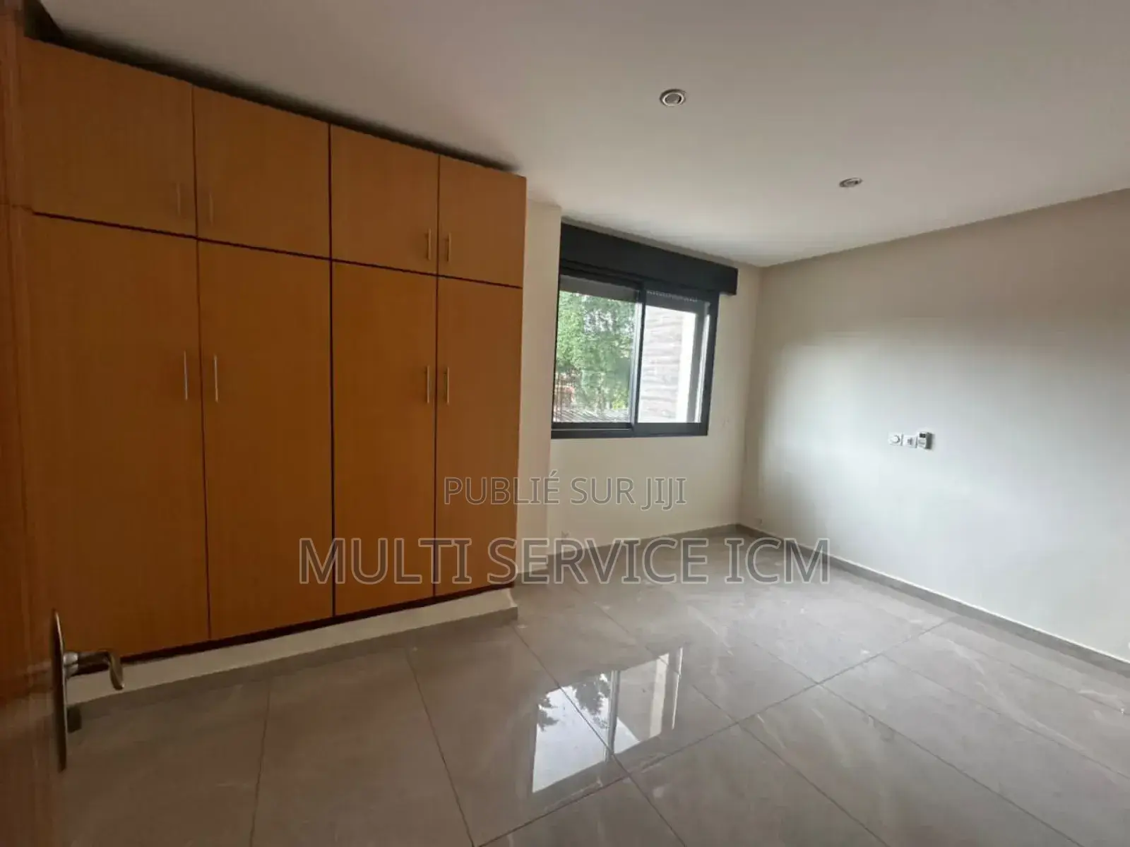 7chbre Duplex dans Ismael Coulibaly, Cocody à Louer
