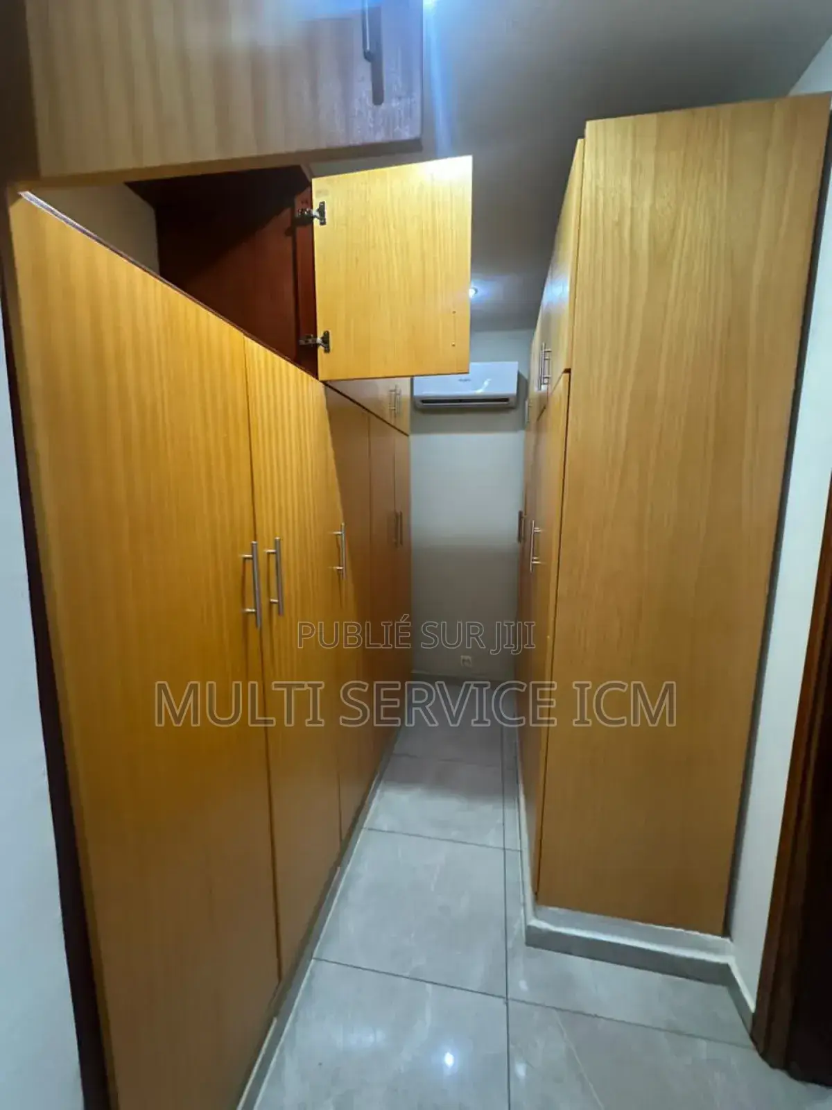 7chbre Duplex dans Ismael Coulibaly, Cocody à Louer