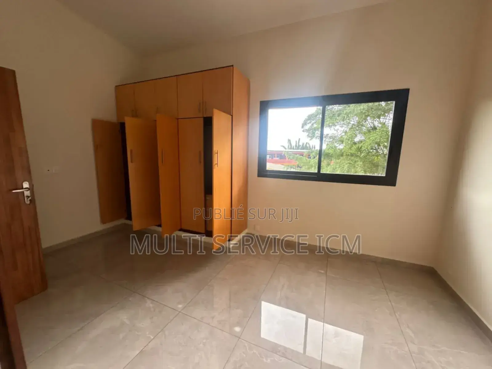 7chbre Duplex dans Ismael Coulibaly, Cocody à Louer
