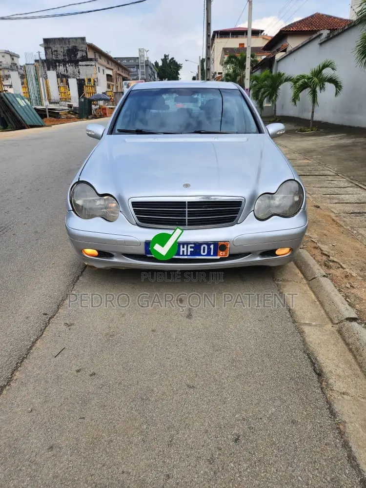 Mercedes-Benz C200 2004 Gris