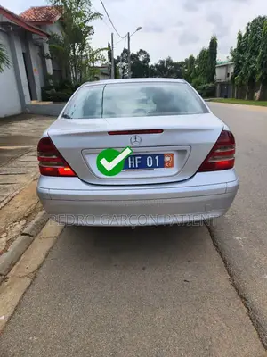 Mercedes-Benz C200 2004 Gris