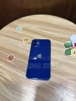 Photo - Apple iPhone 12 64 GB Bleu