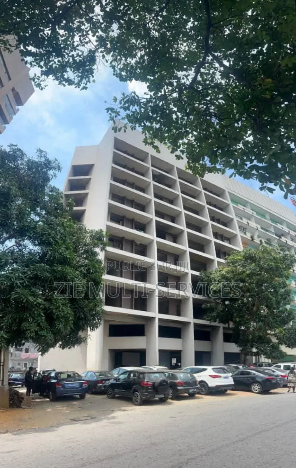 20chbre Blocs d'appartements dans Zié Multi-Service, Le Plateau