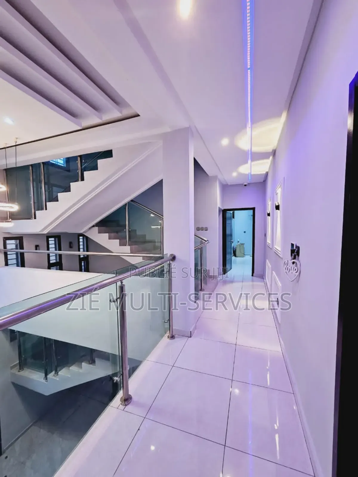 20chbre Blocs d'appartements dans Zié Multi-Service, Le Plateau