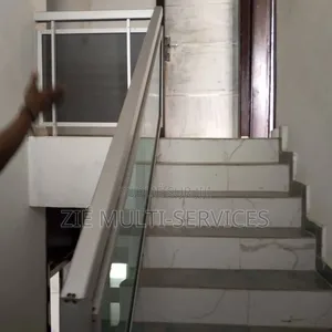 20chbre Blocs d'appartements dans Zié Multi-Service, Le Plateau