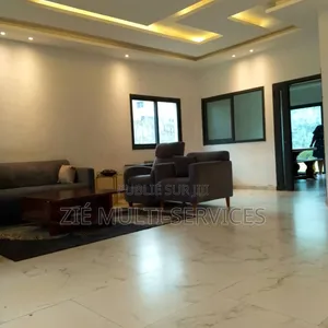 Furnished 8chbre Duplex dans Zié Multi-Service, Cocody à Vendre