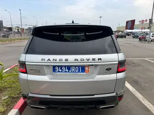 Land Rover Range Rover Sport HSE 2019 Gris