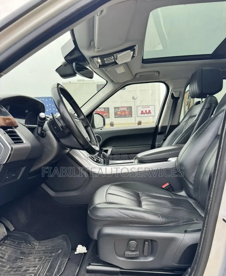 Land Rover Range Rover Sport HSE 2019 Gris